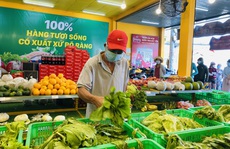 Thực hư việc 'phân biệt' khi phát phiếu mua thực phẩm ở phường Linh Xuân, TP Thủ Đức