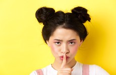 Con gái là “nội gián”