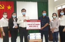 Agribank Cần Thơ ủng hộ 1.000 bộ kit xét nghiệm SARS-CoV-2