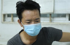 Kẻ nhấc bổng con riêng của vợ lên rồi đập xuống nền nhà ở Bình Dương đã bị khởi tố