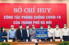 Techcombank trao tặng 15 tỉ đồng hỗ trợ Hà Nội chống dịch