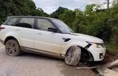 Giang hồ mạng Huấn 'Hoa Hồng' lái xe Range Rover gặp nạn