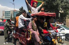 Afghanistan: Biểu tình lan rộng nhiều nơi, Taliban 'lập danh sách đen'