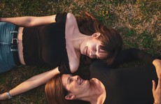 “Con không thương mẹ thì còn ai thương mẹ nữa?”