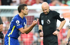 HLV Chelsea chỉ trích trọng tài vì tấm thẻ đỏ của học trò