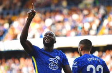 Lukaku rực sáng, Chelsea vùi dập Aston Villa tại Stamford Bridge
