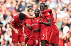 'Cuồng phong đỏ' Liverpool cuốn phăng Crystal Palace, chiếm ngôi đầu Ngoại hạng
