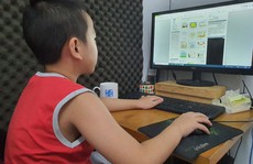 'ATM điện thoại - máy tính cũ' giúp học sinh khó khăn