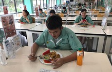 KHÔNG ĐỂ ĐỨT GÃY THỊ TRƯỜNG LAO ĐỘNG (*): Nỗ lực giữ chân lao động