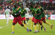 Chủ nhà Cameroon ngược dòng, hạ Burkina Faso mở màn CAN 2021