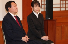 Vợ của ứng viên tổng thống Hàn Quốc gặp 'vạ miệng'