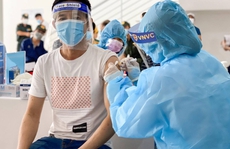 Thủ tướng Phạm Minh Chính: Tiêm vắc-xin Covid-19 xuyên Tết nguyên đán Nhâm Dần 2022