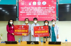 Quỹ từ thiện Kim Oanh tặng hơn 1.500 phần quà tết hỗ trợ bệnh nhân nghèo, người khó khăn và tri ân y bác sĩ tuyến đầu