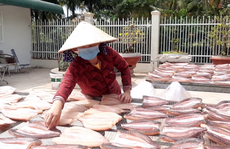VIDEO: Đặc sản miền Tây những ngày cận Tết