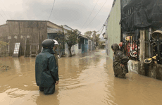 Miền Trung: Mưa lớn, thủy điện xả lũ, nhiều nơi  ngập nặng