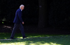Tổng thống Joe Biden “khó xử” về chuyện liên quan giá dầu