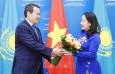Đưa Kazakhstan thành trạm trung chuyển hàng Việt Nam sang châu Âu