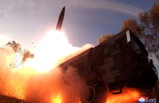 Triều Tiên bắn tên lửa, điều hàng loạt máy bay chiến đấu áp sát Hàn Quốc