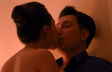 Cảnh nóng trên màn ảnh nhỏ: Lằn ranh 'thanh - tục'!