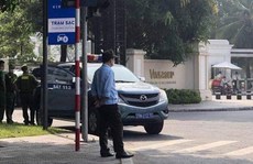 Xe cảnh sát 113 trước cổng Vingroup là bảo đảm an ninh trật tự cho lãnh đạo nước ngoài tới thăm