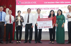 Agribank đưa vào hoạt động ngân hàng số đầu tiên tại Tiền Giang