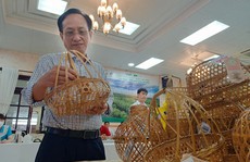 Không nên theo thành tích