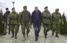 Serbia báo động quân đội ở biên giới với Kosovo