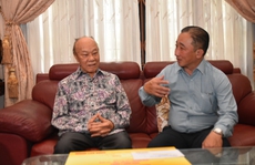 “Mai Vàng nhân ái” thăm PGS-TS Trần Luân Kim