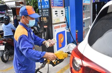 Kiểm tra hoạt động kinh doanh xăng dầu tại TP HCM