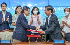 Cần những 'quả đấm' để phục hồi kinh tế (*): Xây dựng TP HCM thành trung tâm tài chính quốc tế