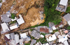 Thành phố du lịch Brazil tan hoang, hàng trăm người thương vong vì lũ quét