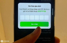 Ngân hàng đua tăng phí SMS Banking
