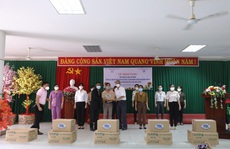 C.P. Việt Nam hỗ trợ trường học Bến Tre phòng chống dịch Covid-19