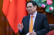 Thủ tướng: Cắt giảm ngay thủ tục, không để nhân dân vất vả mua thuốc điều trị Covid-19