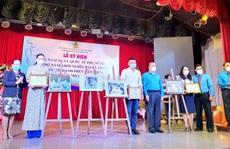 Tôn vinh phụ nữ 2 giỏi