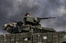Nga kêu gọi Mariupol đầu hàng, phương Tây “rót” vũ khí cho Ukraine