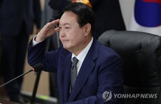 Tân Tổng thống Hàn Quốc bắt đầu nhiệm kỳ từ boongke lúc nửa đêm