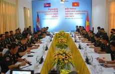 Việt Nam - Campuchia đối thoại về chính sách quốc phòng