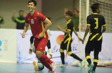Thắng đậm Malaysia 7-1, tuyển Futsal Việt Nam dẫn đầu cuộc đua vô địch SEA Games 31