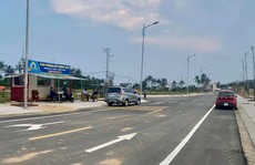 'QUAY CUỒNG' VỚI ĐẤT VEN BIỂN, MIỀN NÚI (*): Lấp ló những hệ lụy