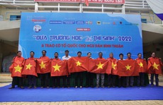 10.000 lá cờ Tổ quốc đến với ngư dân tỉnh Bình Thuận