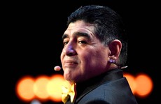 Lật lại hồ sơ cái chết Diego Maradona: 8 nhân viên y tế bị buộc tội giết người
