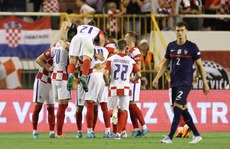 Phạt đền nghiệt ngã, nhà vô địch World Cup mất điểm ở Croatia