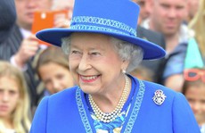 95 tuổi Nữ hoàng Anh vẫn có làn da đẹp mê