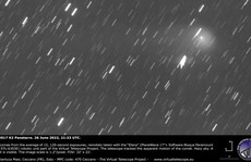 Sao chổi 'sà xuống Trái Đất' đêm nay có đường kính to tới 160 km