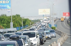 Ngày đầu thu phí không dừng ở cao tốc Long Thành- Dầu Giây: Đầu giờ ùn ứ, về sau thông thoáng