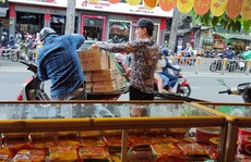 Bánh trung thu nở rộ thương hiệu riêng