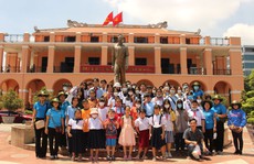 Chăm lo con CNVC-LĐ vào đầu năm học