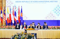 Ủng hộ vai trò trung tâm của ASEAN