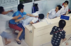 Nhân viên y tế lại bị hành hung, Bộ Y tế đề nghị Bộ Công an hỗ trợ